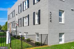 324 61st St Ne #7 - Photo 1 of 1
