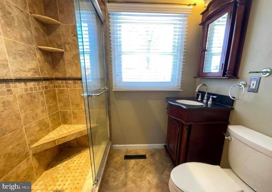 3510 Majestic Ln - Photo 6 of 8