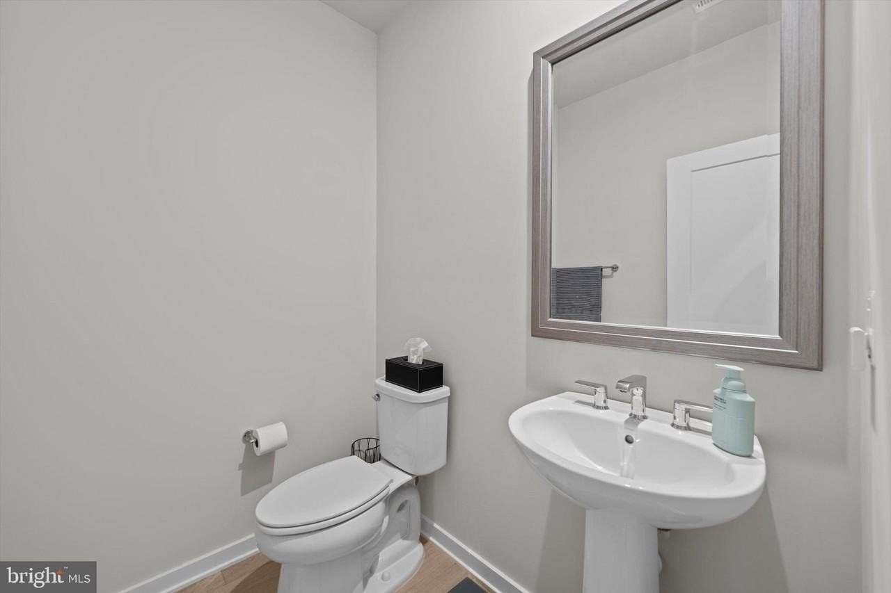 43424 Grandmoore St - Photo 4 of 30