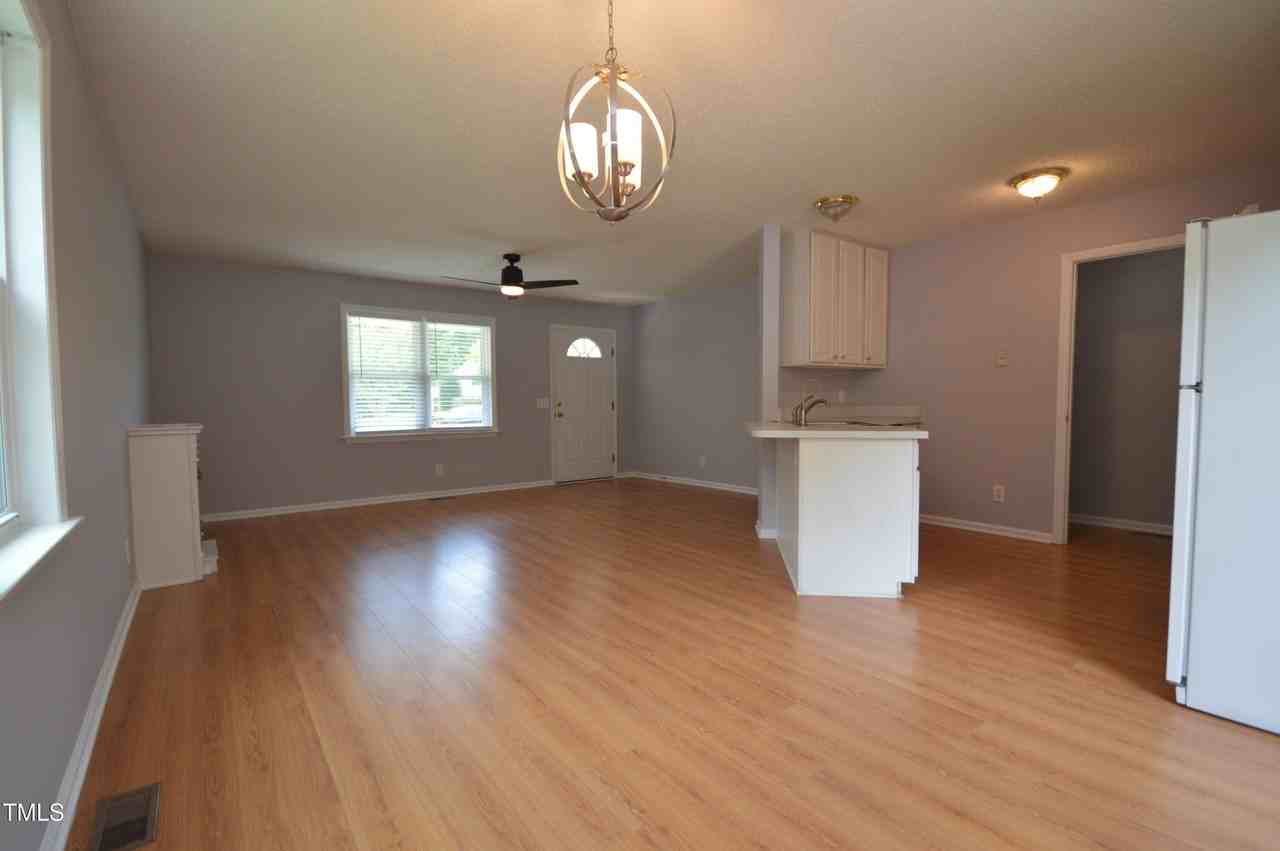 5725 Stone Crystal Dr - Photo 7 of 29
