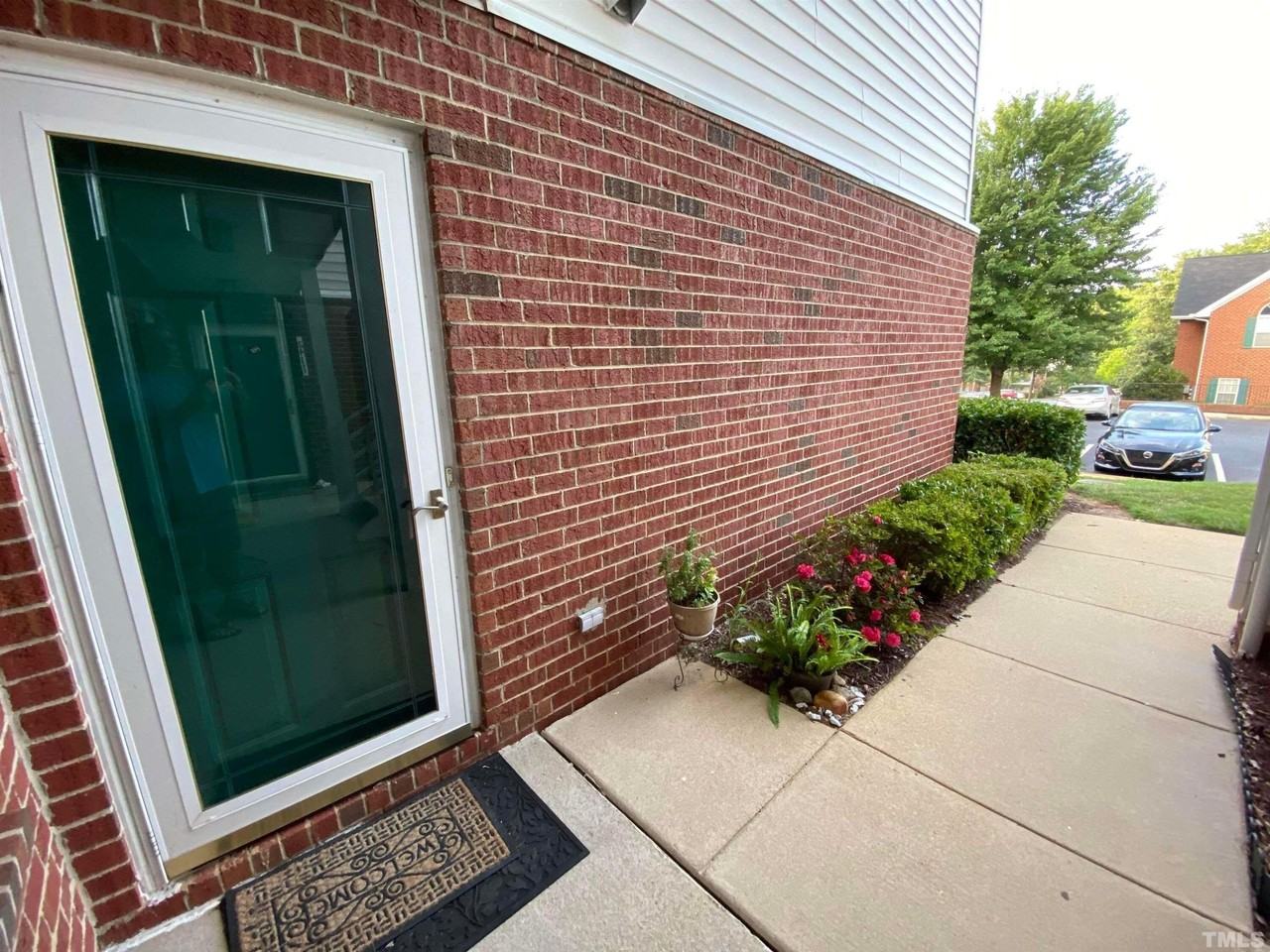 2413 Wellington Ridge Loop #2413 - Photo 2 of 30