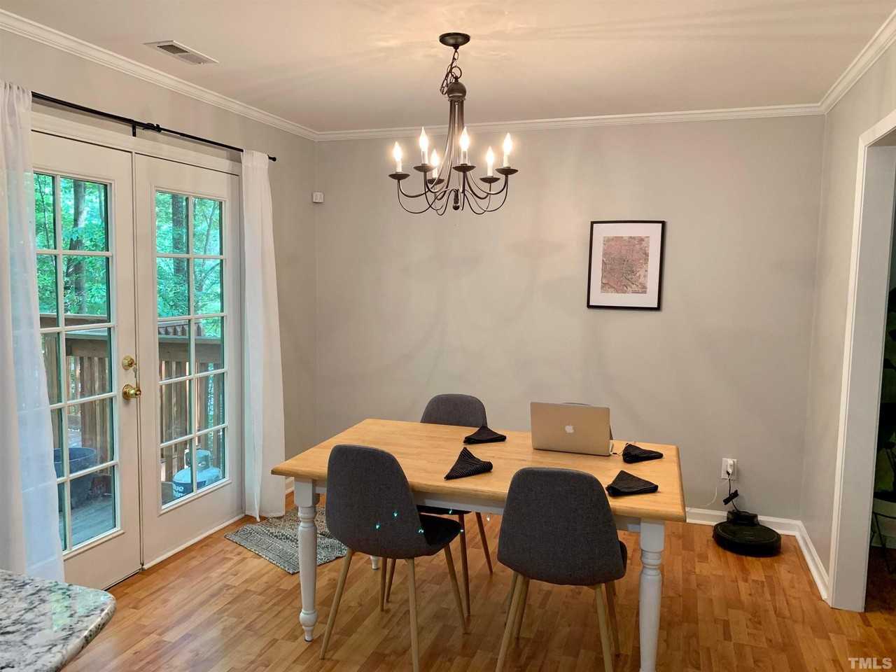 102 Chevron Cir - Photo 5 of 17