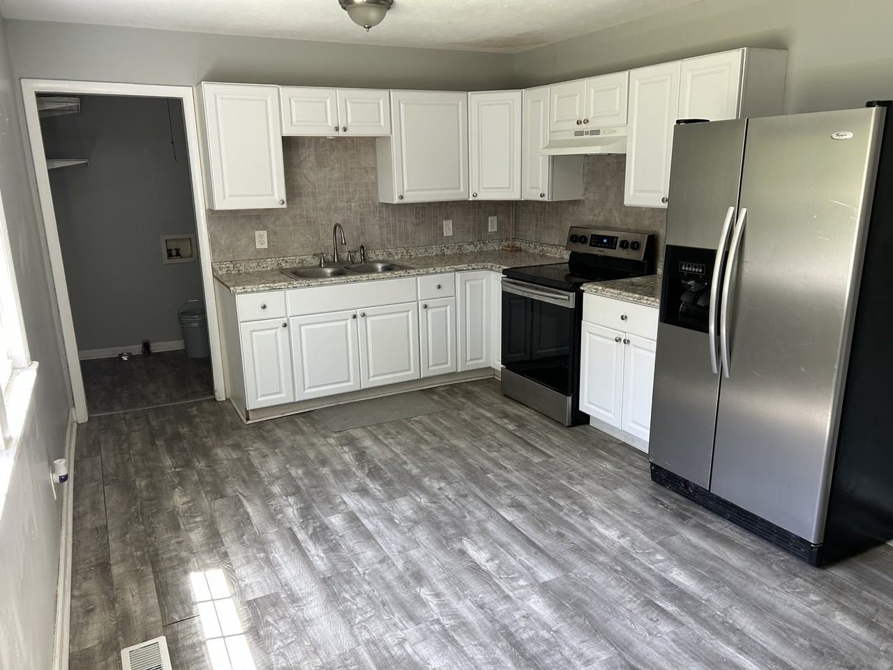350 Tucson Dr #1 - Photo 2 of 18