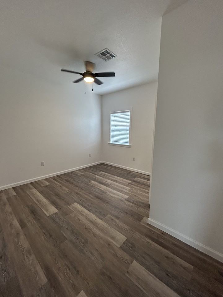 2529 Cardinal Rd #1 - Photo 6 of 12