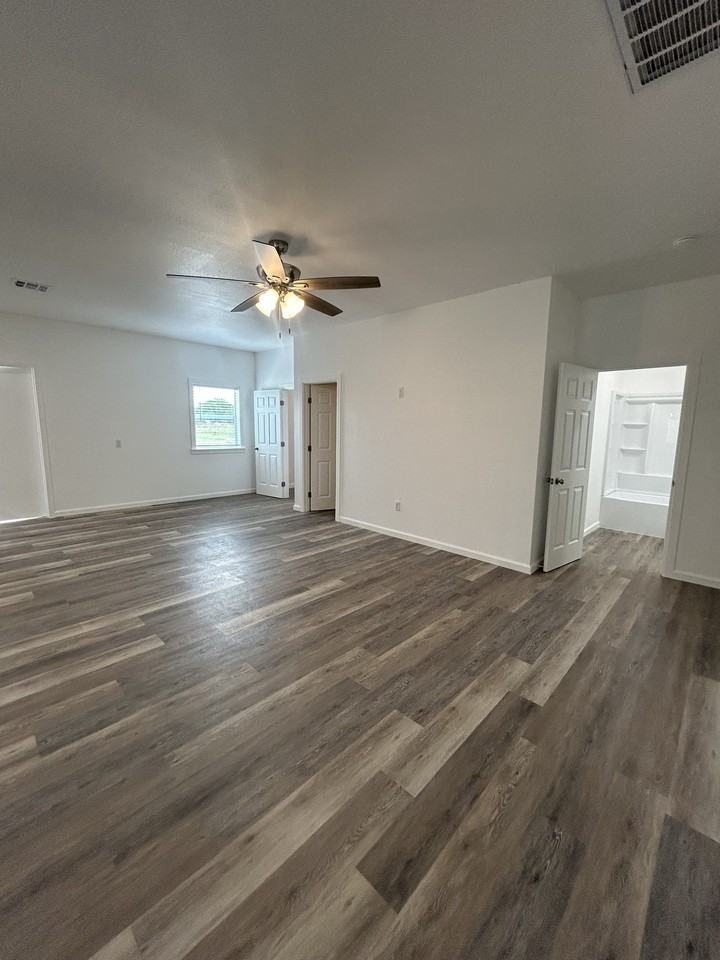 2529 Cardinal Rd #1 - Photo 7 of 12