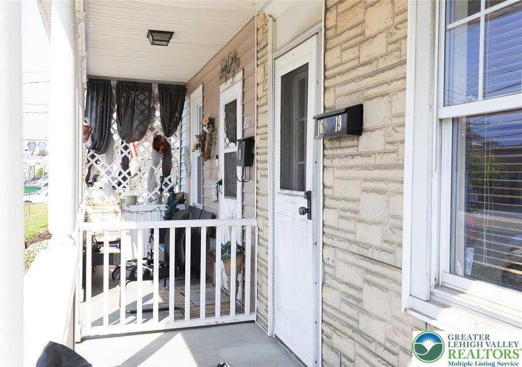 1619 Butler St - Photo 2 of 42