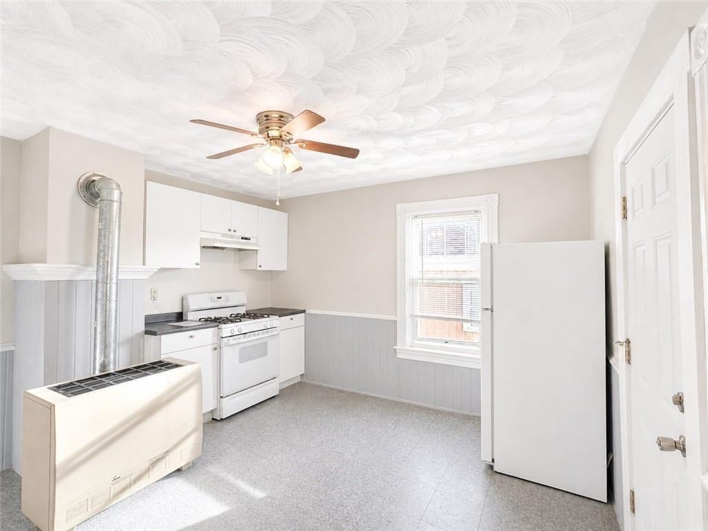 7 Grover St ##2 - Photo 2 of 10