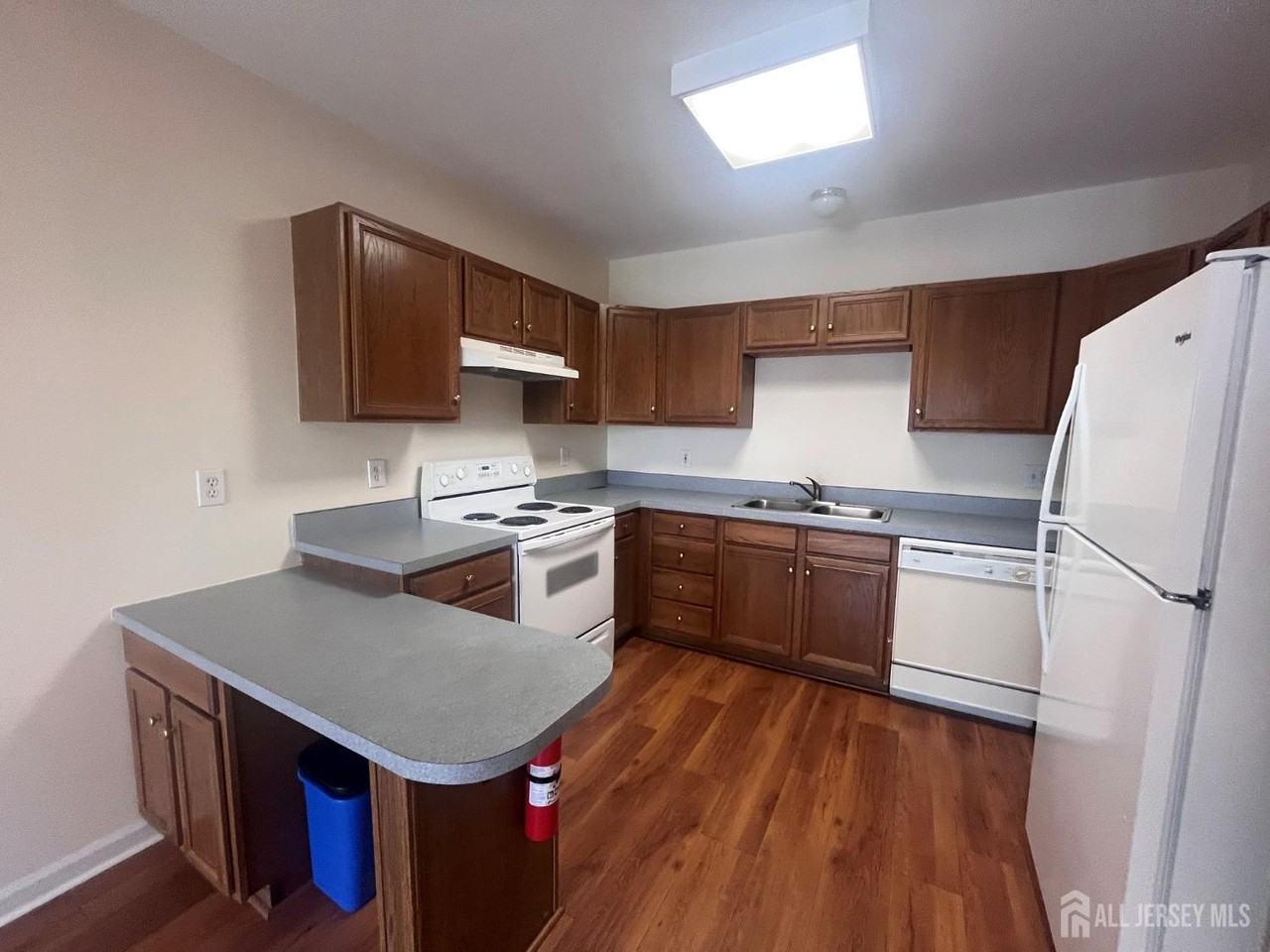 100 John T O Leary Blvd - Photo 4 of 31