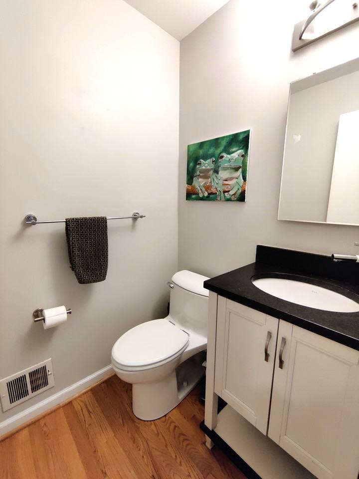 22 W Chapman St #1 - Photo 7 of 17