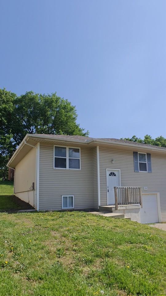 226 Nw 62nd Ter - Photo 2 of 12