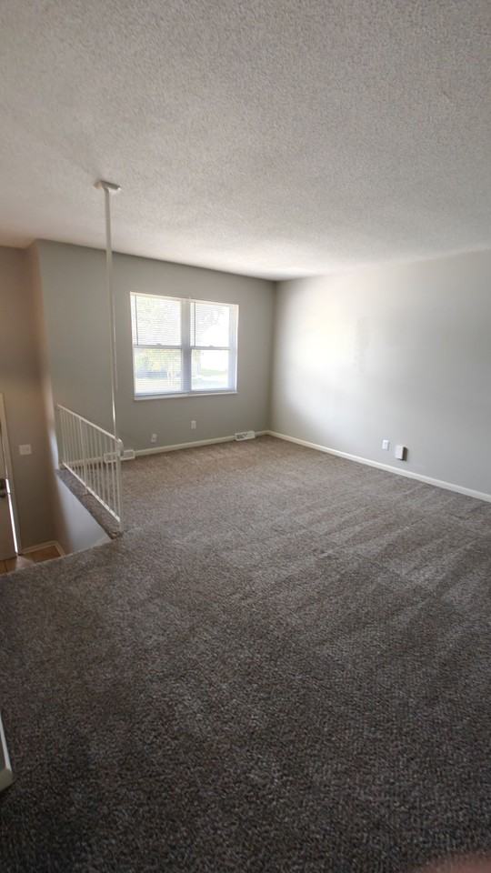 226 Nw 62nd Ter - Photo 3 of 12