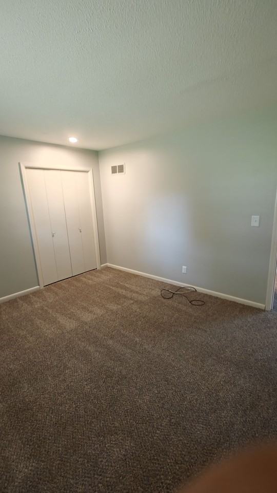 226 Nw 62nd Ter - Photo 7 of 12
