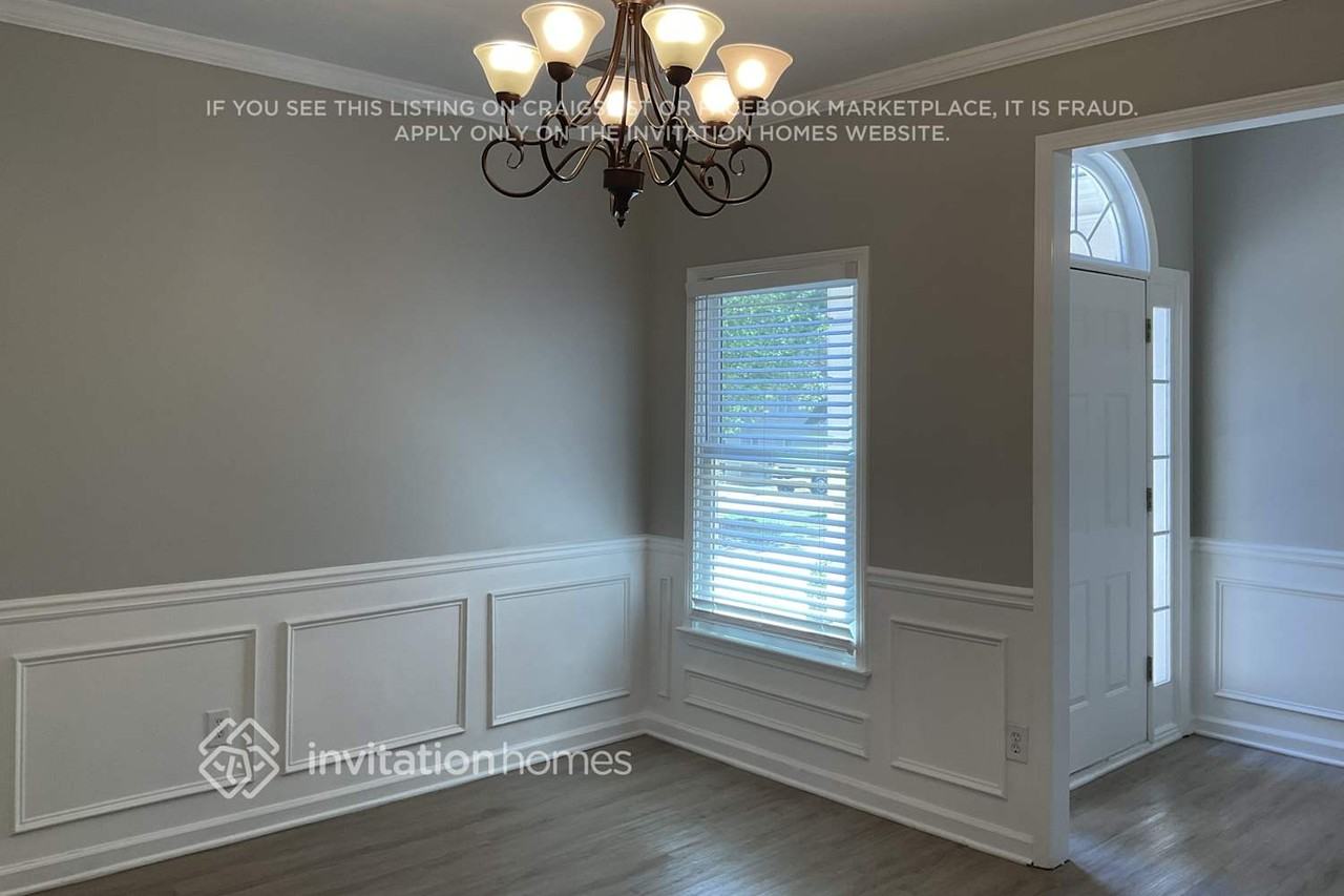 2790 Preston Ridge Ln - Photo 4 of 16