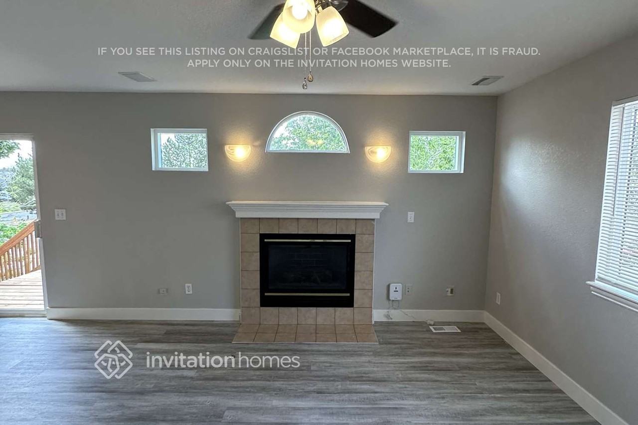 2931 S Tower Way - Photo 5 of 19