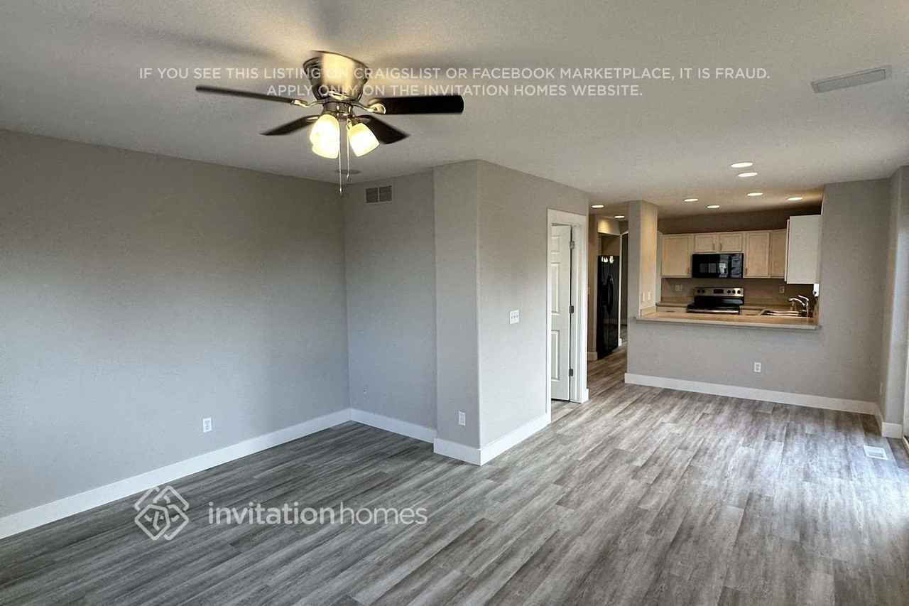 2931 S Tower Way - Photo 7 of 19