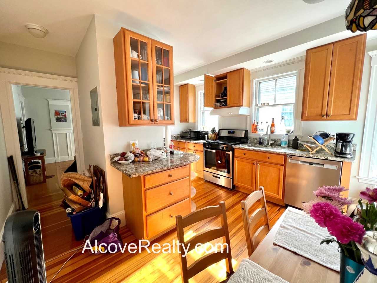 34 Leonard Street #2 - Photo 4 of 17