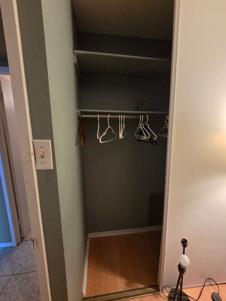 200 Bay Street - Photo 3 of 4