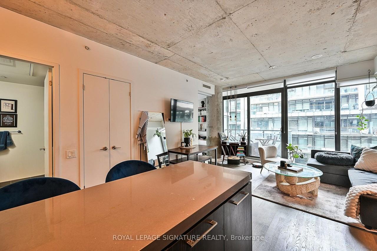 560 King Street West #601 - Photo 3 of 30