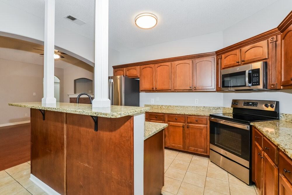 8662 Valmont Cir - Photo 7 of 16
