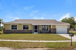 featured image of 5362 Trekell St