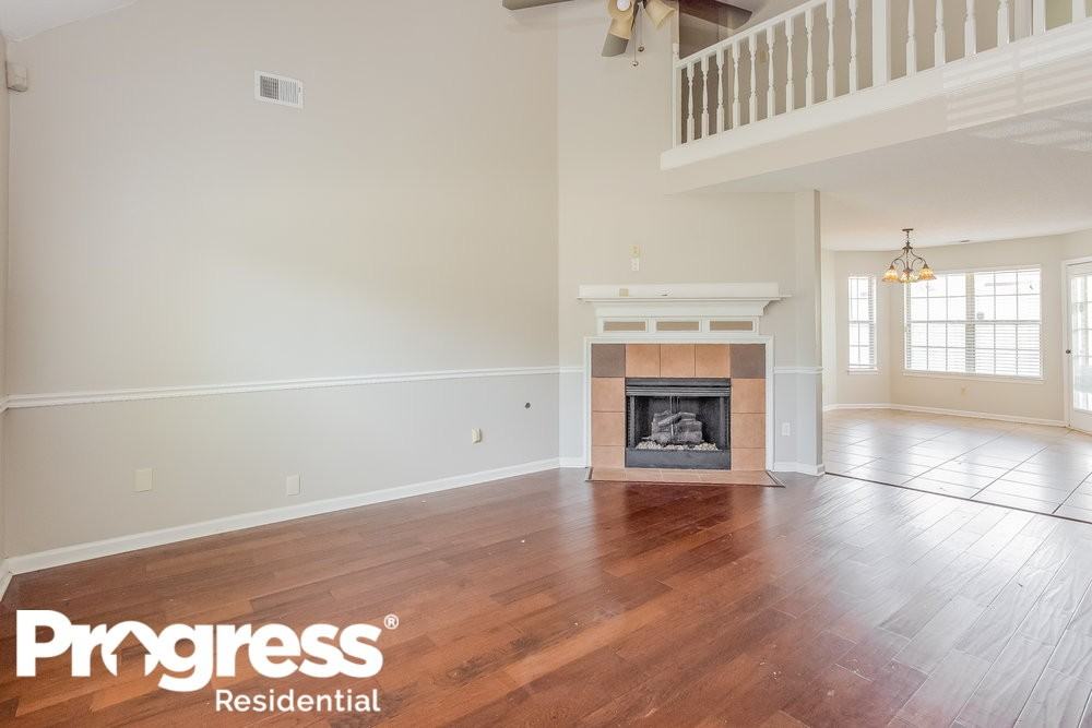 1862 Towson Ln - Photo 5 of 18