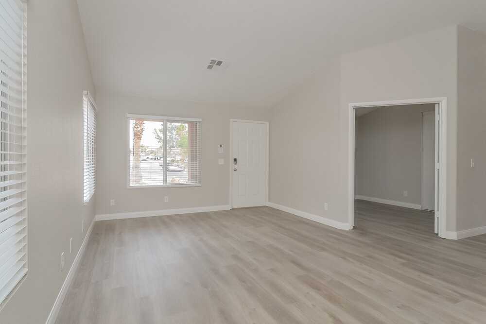 406 Aloha Dr - Photo 6 of 19