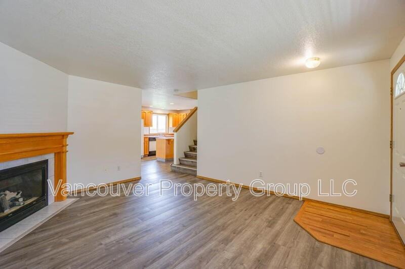 19002 Se 17th St - Photo 4 of 36
