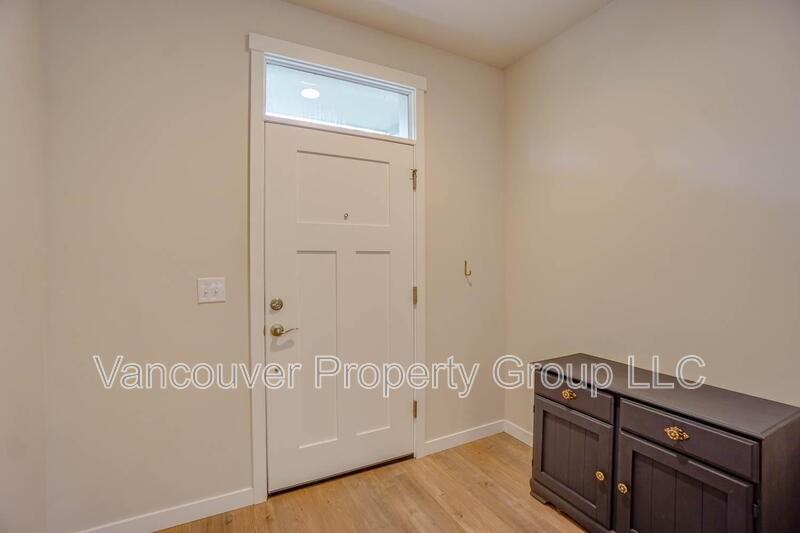 2904 Ne 161st Ct - Photo 4 of 41