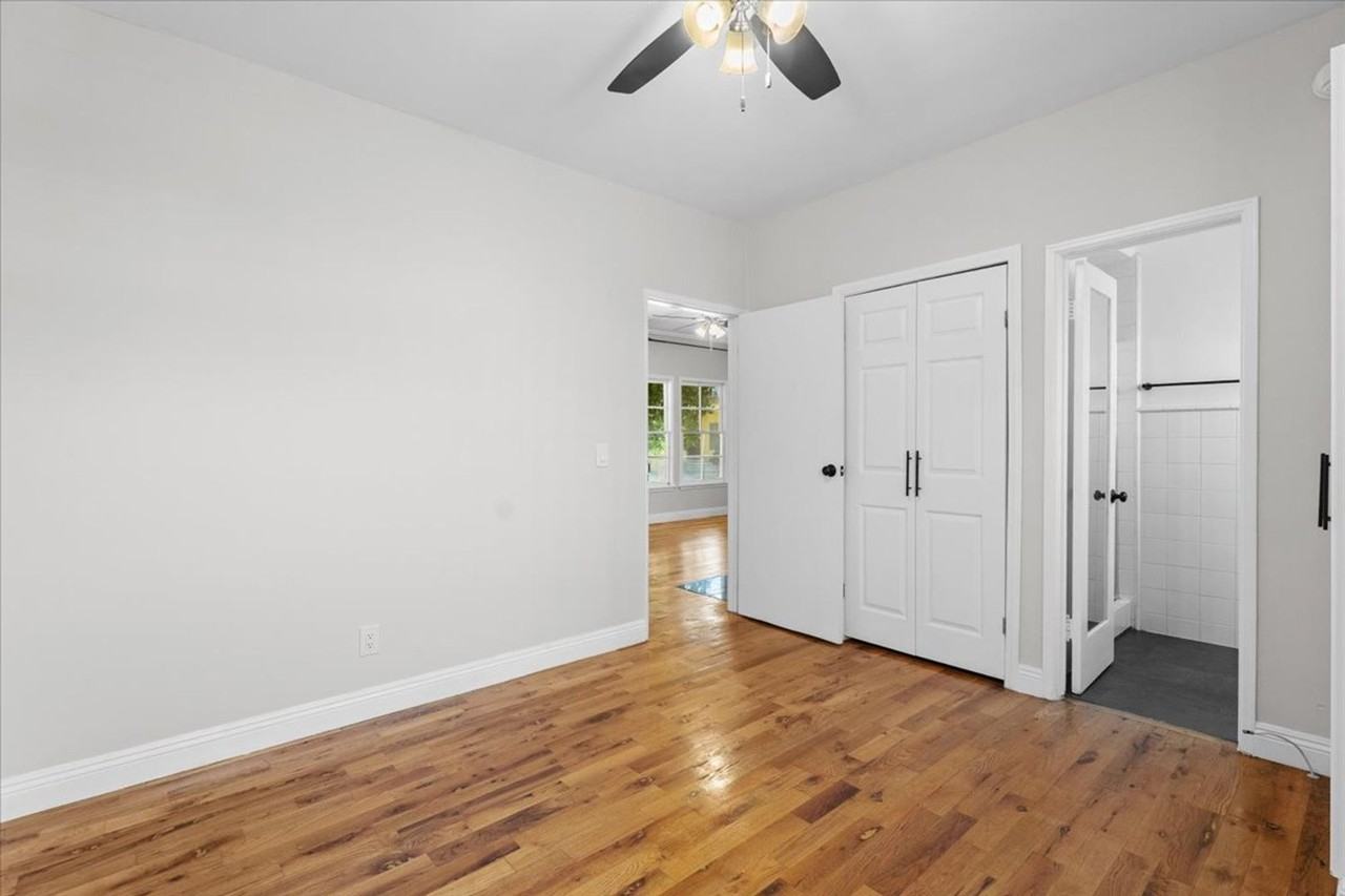 1019 & 1029 Westmoreland Apartments - Photo 6 of 40