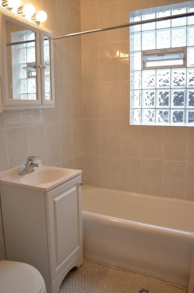4764 N Virginia Ave #307 - Photo 4 of 4