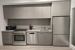 101 Roehampton Ave - Photo 1 of 1