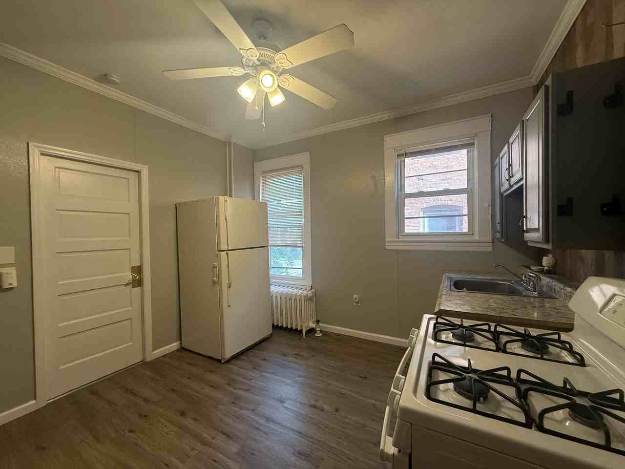 22 Pawling Avenue - Photo 2 of 13