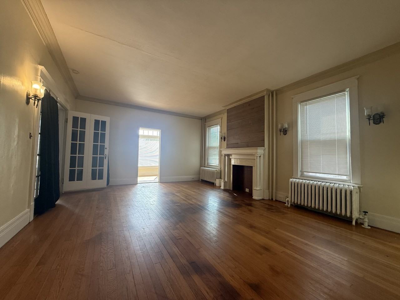 22 Pawling Avenue - Photo 4 of 13