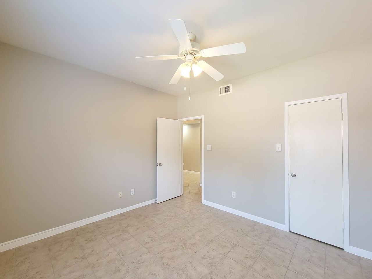 4041 Drake St #116 - Photo 7 of 28