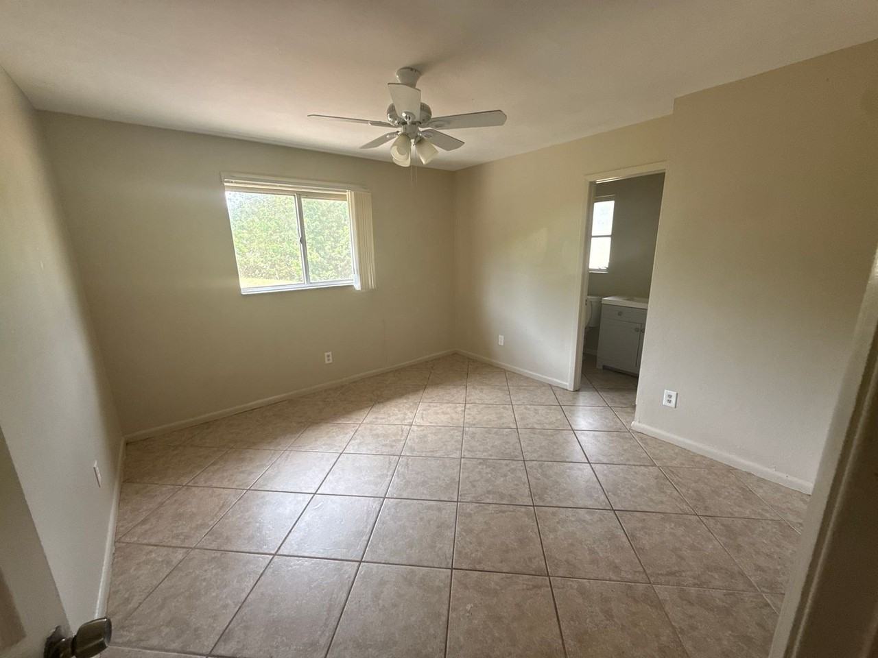 4120 Pine Drop Ln - Photo 4 of 9
