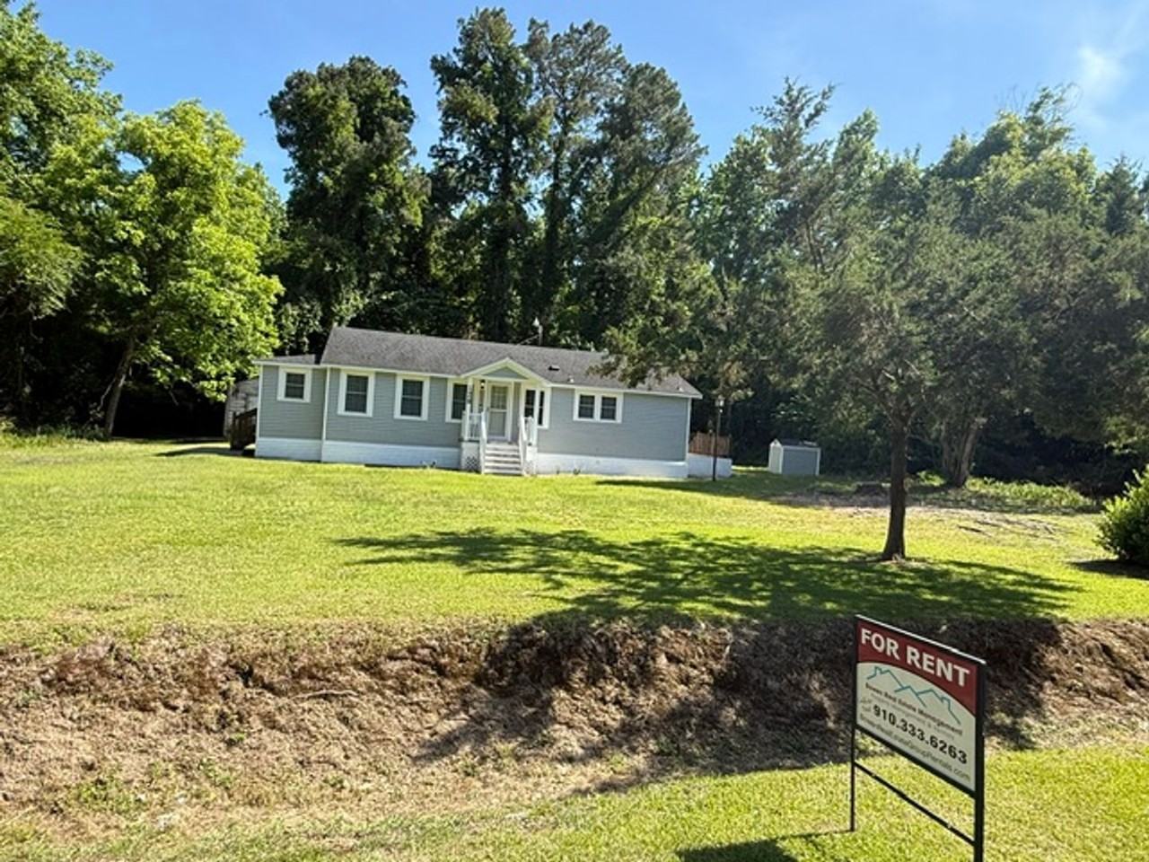 128 Peterson Hill Ave - Photo 3 of 27