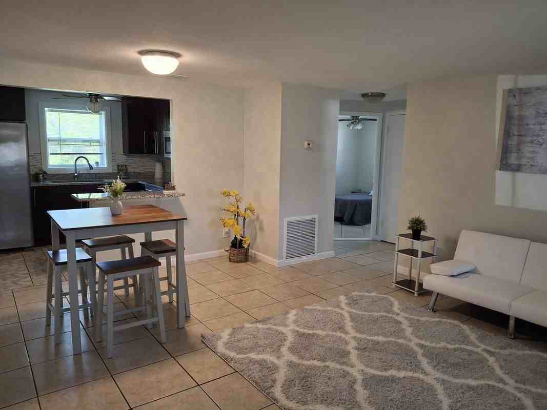 5641 94th Ter N - Photo 7 of 35