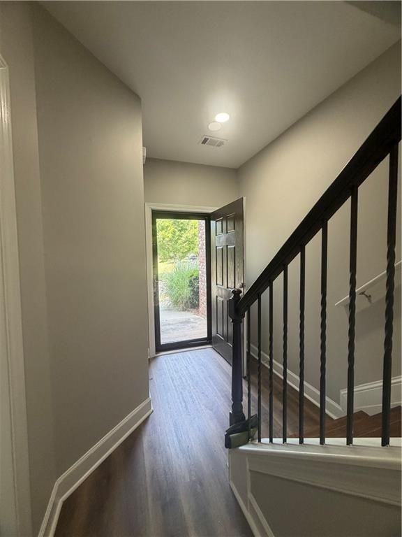 6035 Bayrose Cir - Photo 3 of 24