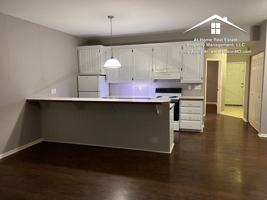 featured image of 1009 Boulder Ct
