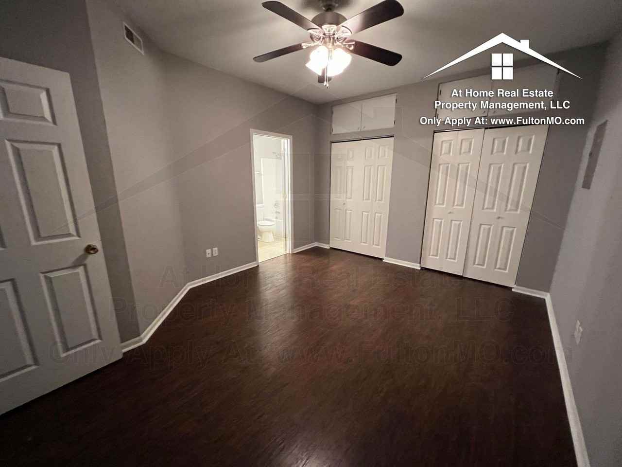 1009 Boulder Ct - Photo 7 of 17