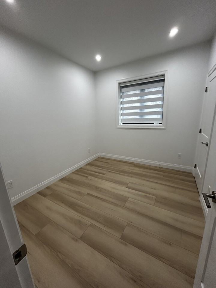 3230 144 Street - Photo 5 of 12