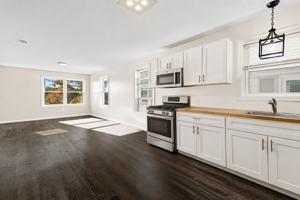 featured image of 3 1/2 Baltimore St