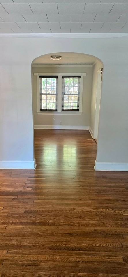 205 W London Ave - Photo 5 of 24