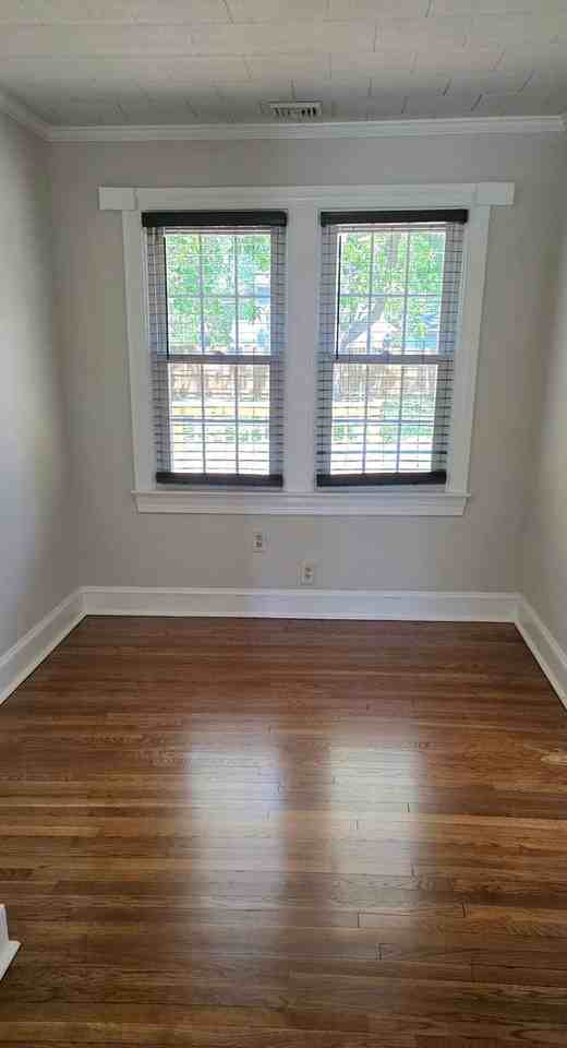 205 W London Ave - Photo 6 of 24