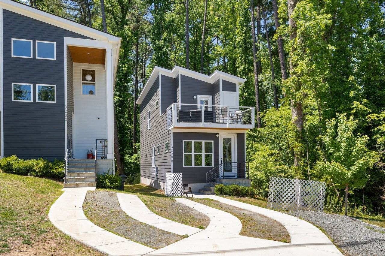 3228B Rowena Ave - Photo 3 of 43