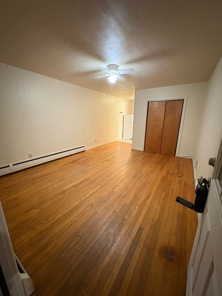 106-115 3rd St. - Photo 2 of 21
