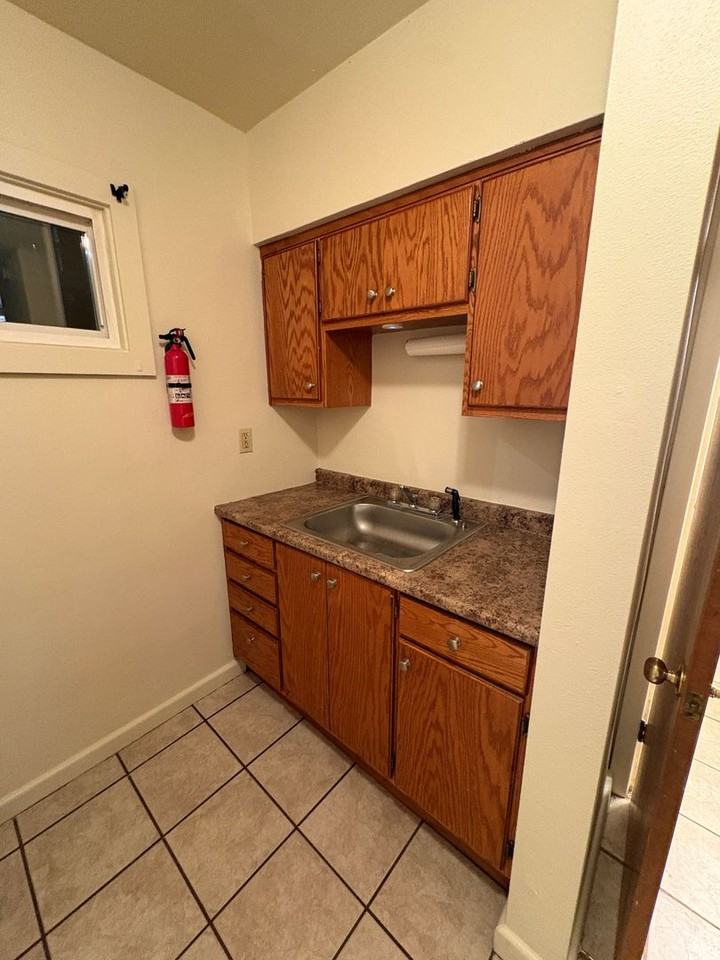106-115 3rd St. - Photo 4 of 21