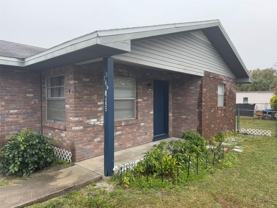 265 25th St Sw #B - Photo 1 of 1