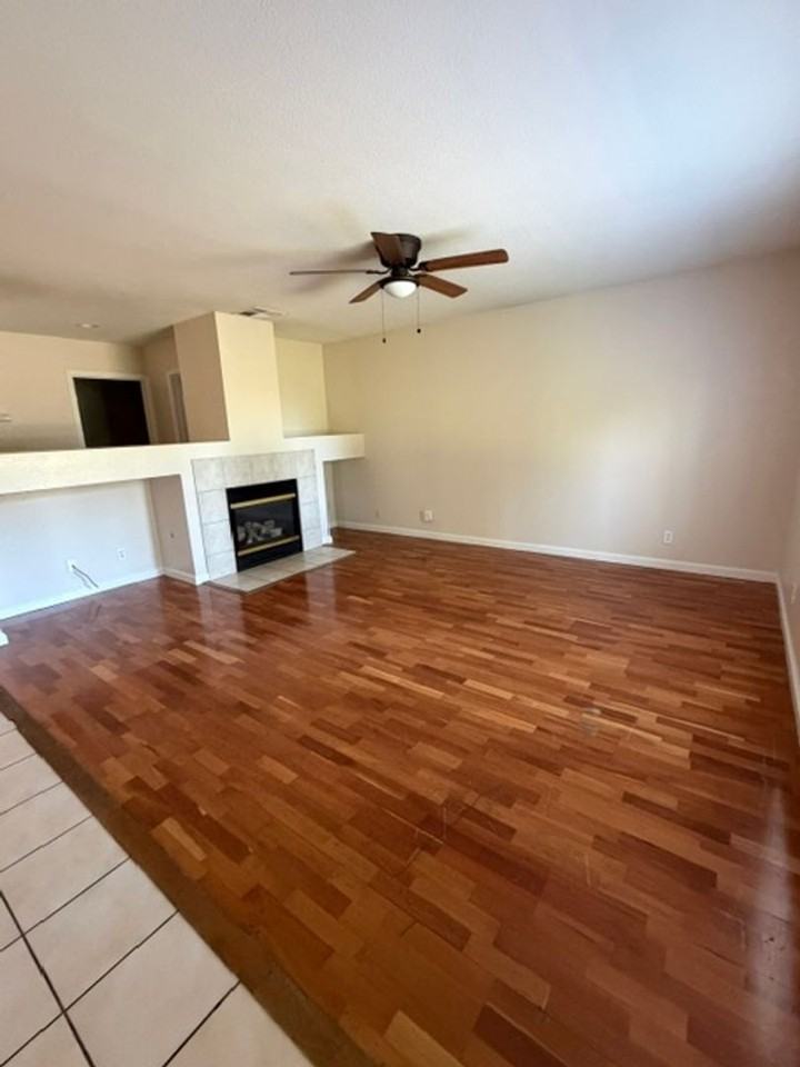 2675 Merganser Ct - Photo 2 of 13