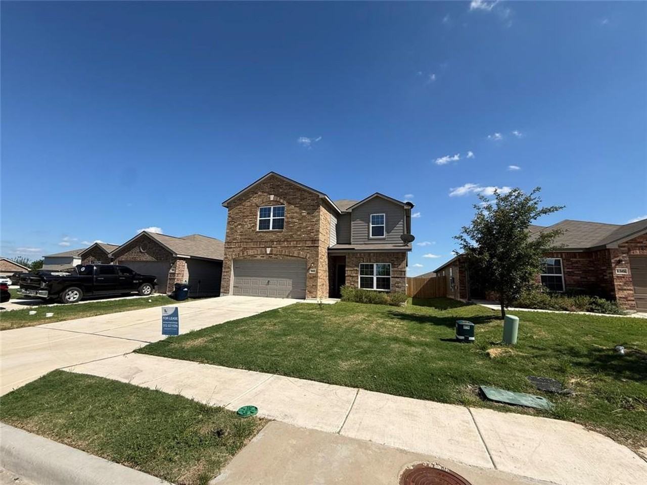 140 Maywood Ln